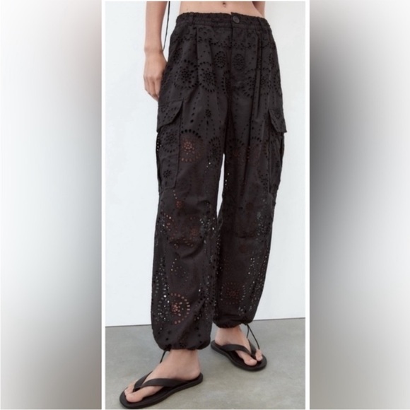 Zara Eyelet Embroidered Cargo Pants - Picture 3 of 10